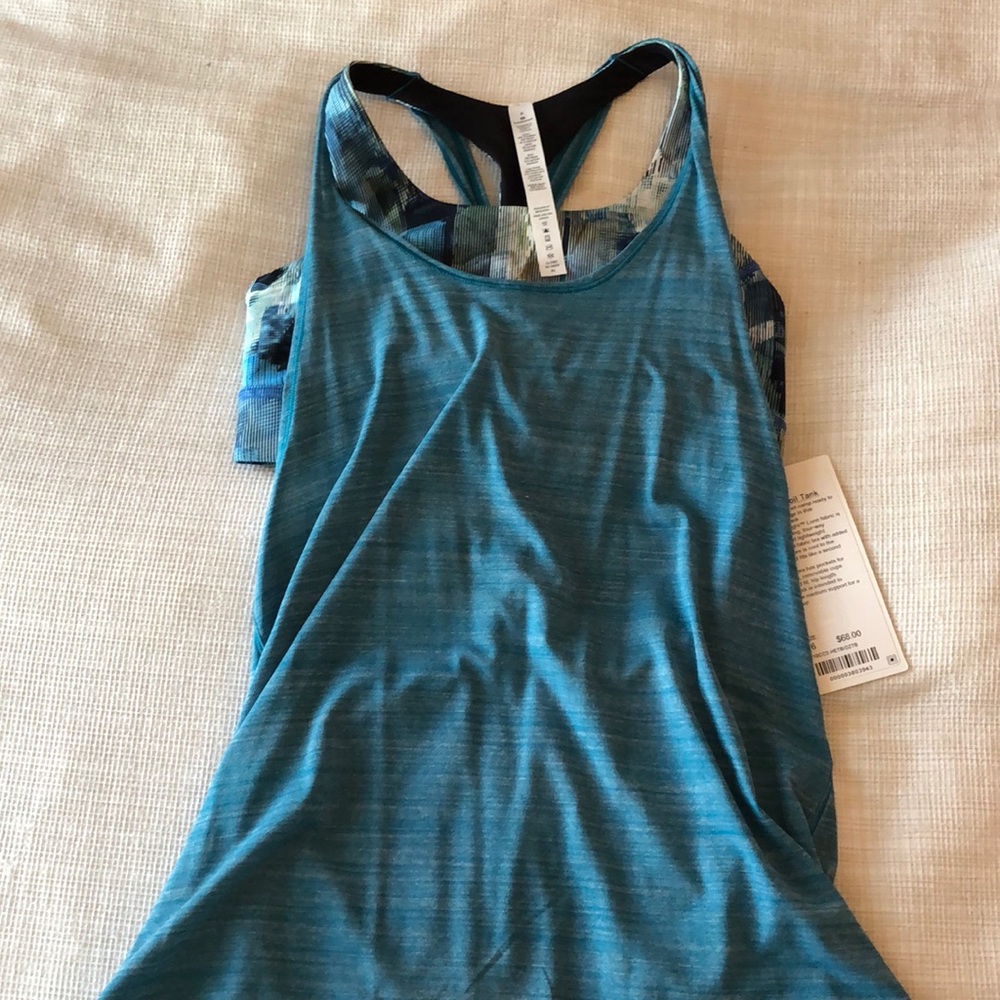 Lululemon twist and toil tank blue size 6